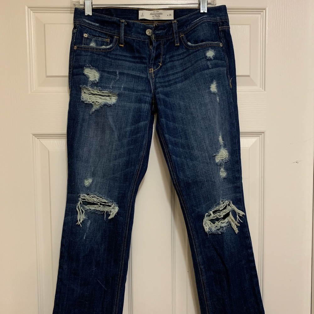 Abercrombie & Fitch low rise mom jeans